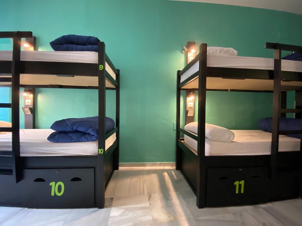 Oasis Mochileros' Palace Hostal *